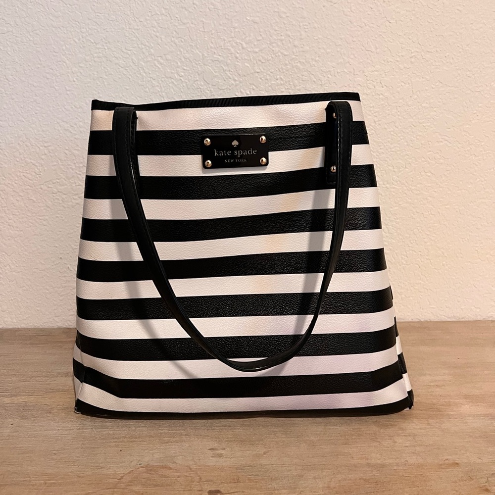 Kate Spade Striped Leather Tote. Oversized.